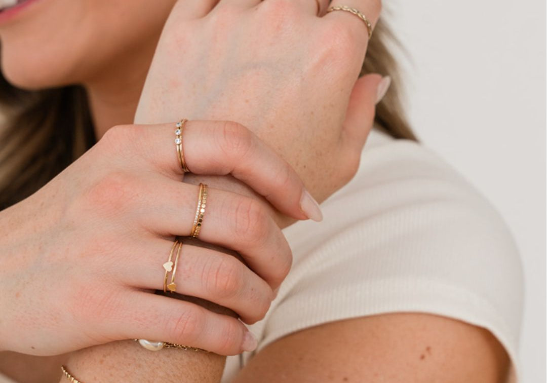 gold hammered ring