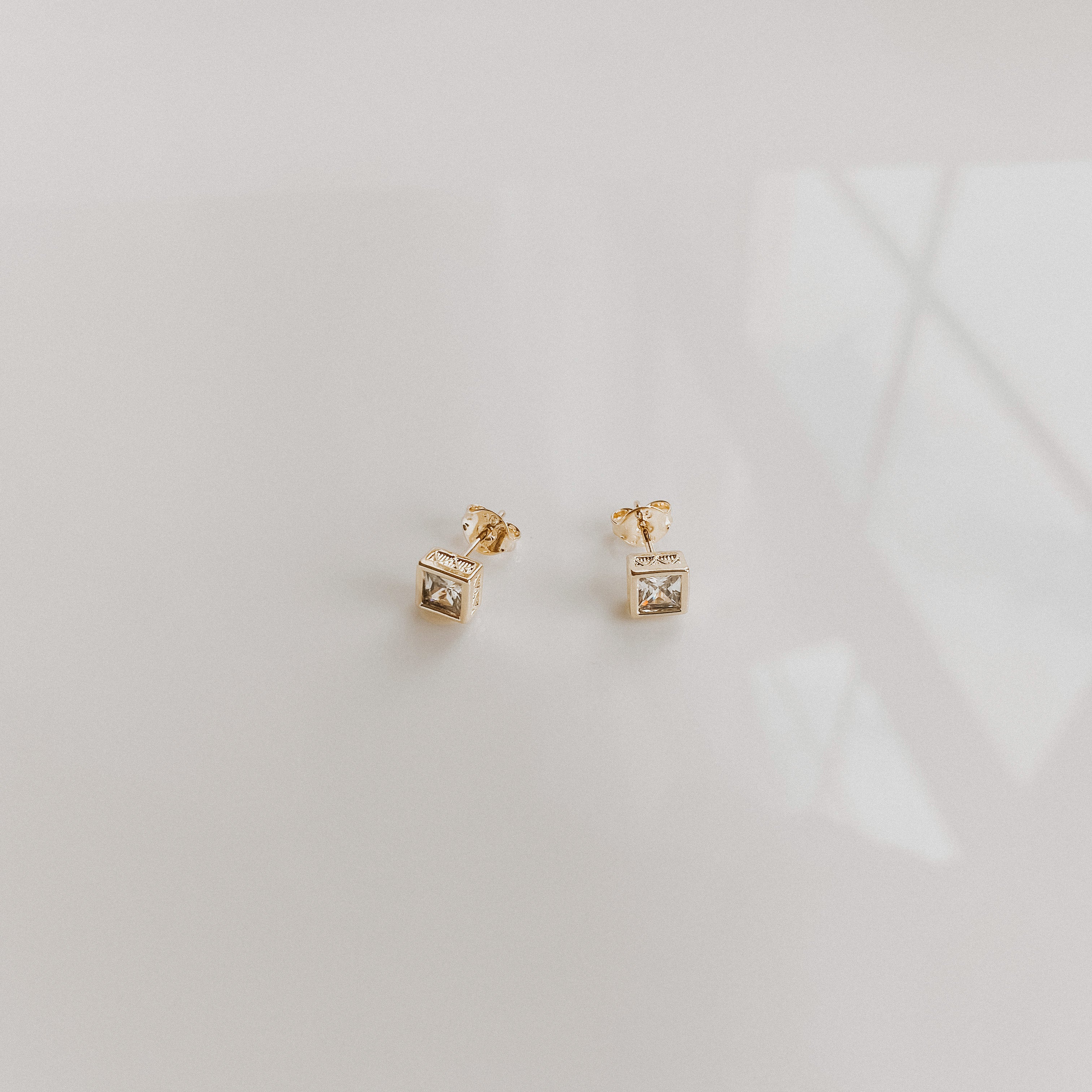 Stella Square Stud Earrings 18k Gold Filled - Kate Gates Jewelry